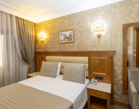 Discover Unmatched Comfort at New Central Hotel